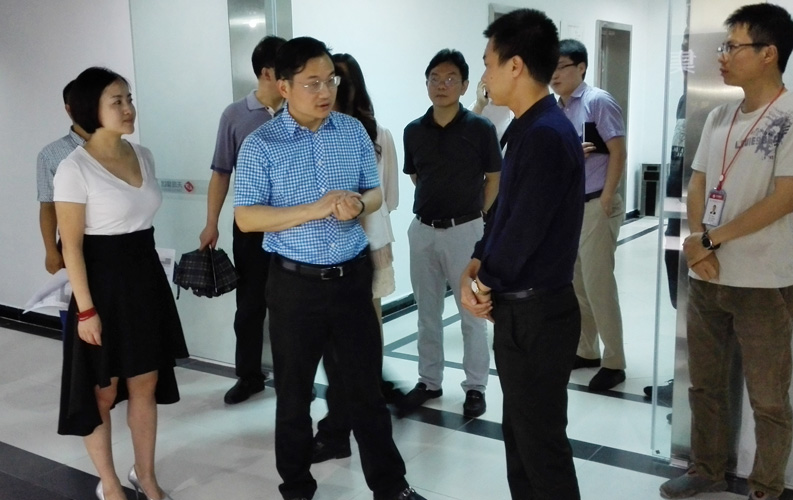 重庆乐竟体育网络公司目前正在筹备中，专业技术团队已经组建成熟，将于2015年7月10日正式开业。